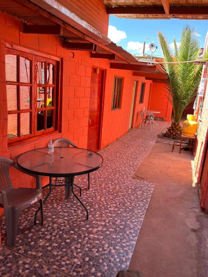 Hostal Tuyasto Сан-Педро-де-Атакама Екстер'єр фото