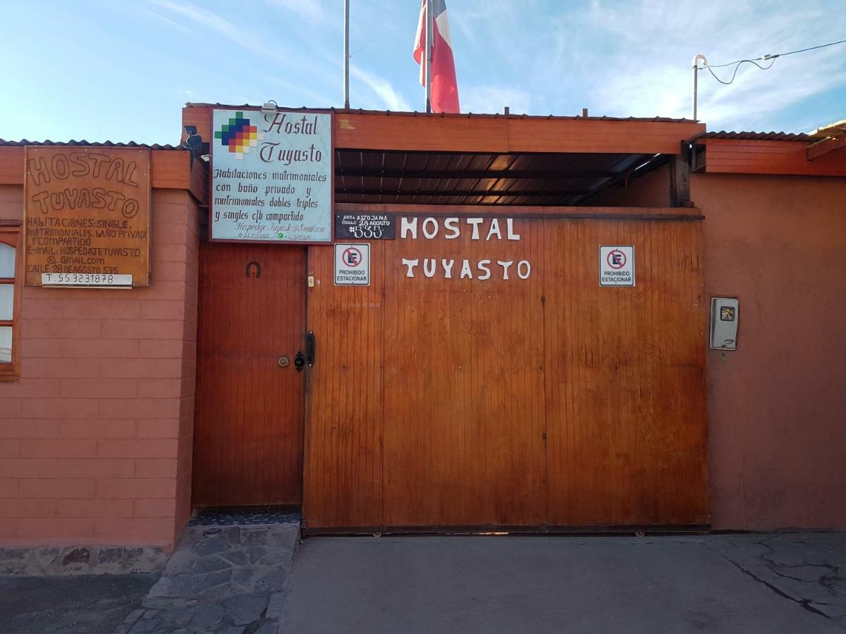 Hostal Tuyasto Сан-Педро-де-Атакама Екстер'єр фото